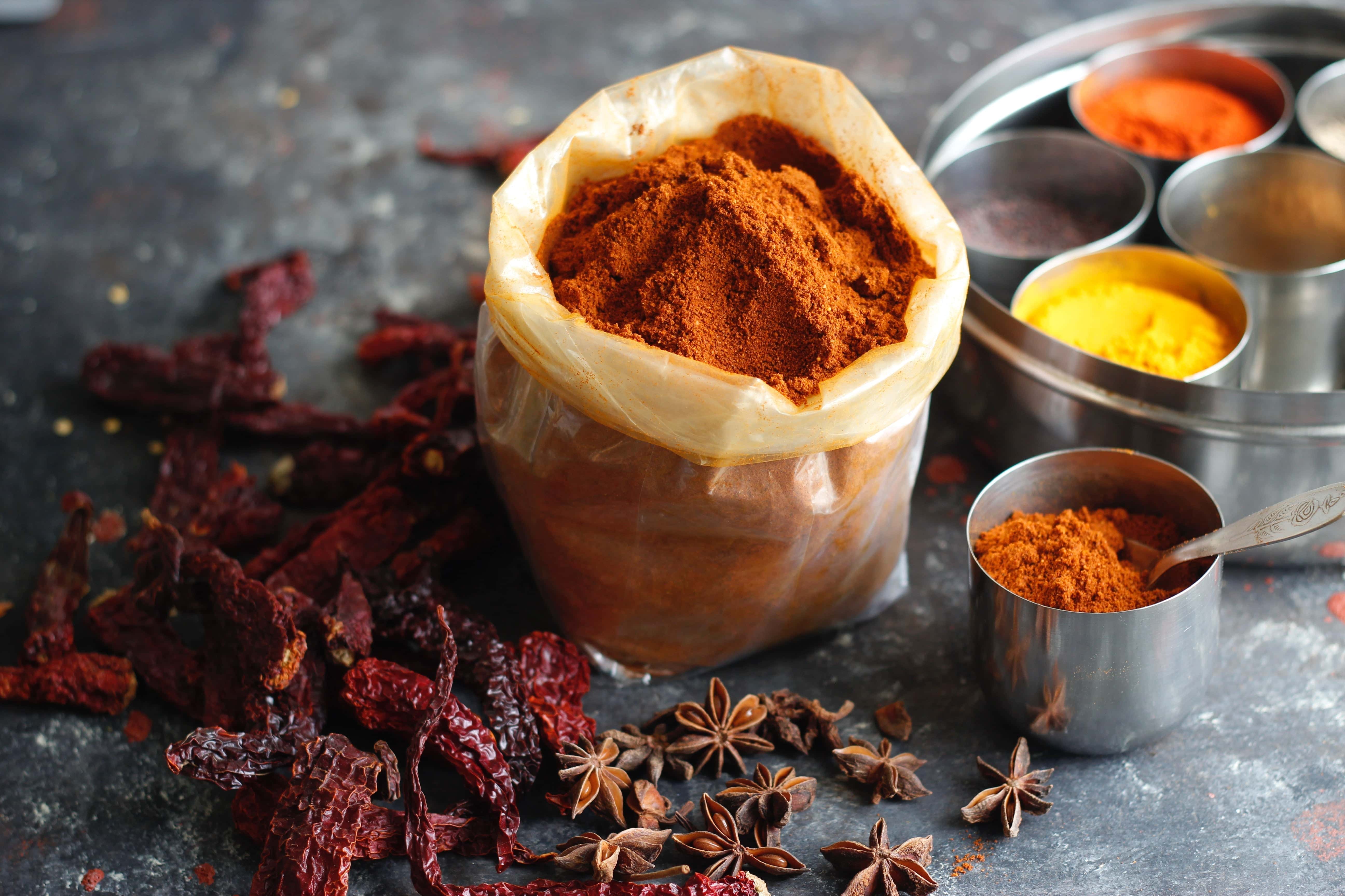 turmeric powder https://unsplash.com/photos/YUIMwavk7AQ